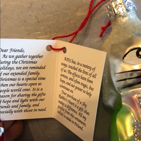 Christopher Radko 1993 A Shy Rabits Heart Christmas ornament - Picture 4 of 5